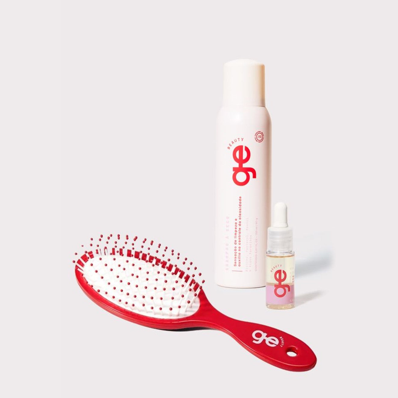 Resultado do tratamento com kit cabelo renovado GE Beauty mostrando fios saudáveis e brilhantes